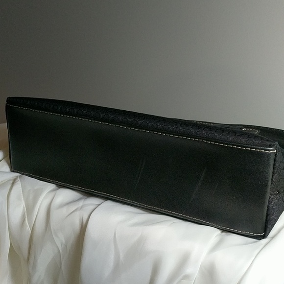 Nine West handbag - Picture 5 of 8